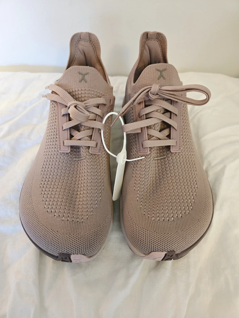 Flux Adapt Runner Mist Mens 9 Womens 10.5 Athletic Shoes